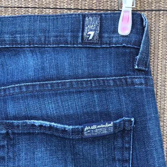 SOLD! 7 for all Mankind high waisted bootcut jean - Picture 8 of 14